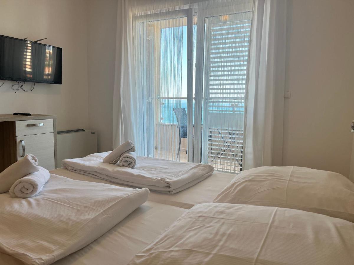 Villa Martina Baška Voda Екстериор снимка